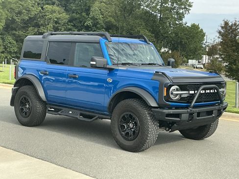 Used 2023 Ford Bronco Wildtrak AWD/4WD image 2