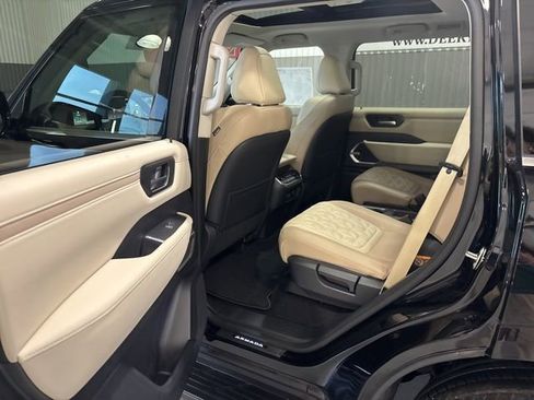 New 2026 Nissan Armada Platinum image 12