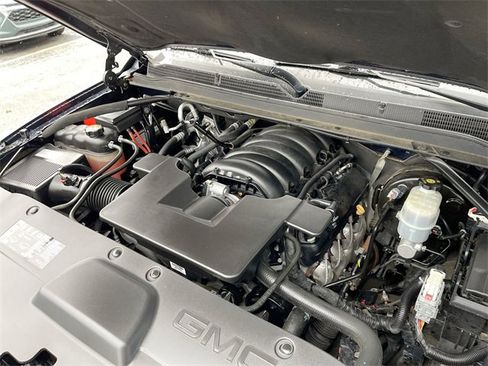 Used 2020 GMC Yukon XL SLT w/ Premium Edition image 30