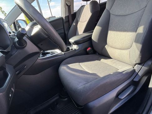 Used 2019 Toyota RAV4 XLE w/ All Weather Liner Package AWD/4WD image 12