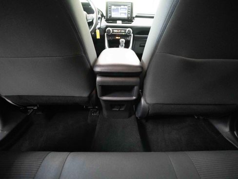 Used 2019 Toyota RAV4 LE w/ All Weather Liner Package AWD/4WD image 22