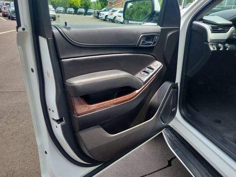 Used 2020 GMC Yukon SLE w/ Convenience Package AWD/4WD image 7