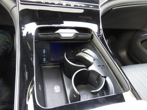 Used 2023 Mercedes-Benz EQS 450+ 4MATIC SUV w/ AMG Line Exterior Package image 20