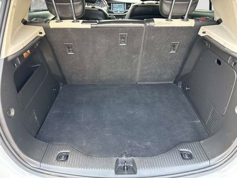 Used 2020 Buick Encore Preferred FWD image 17