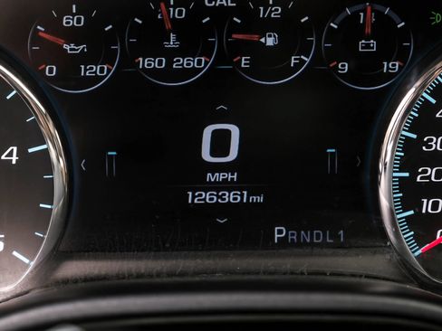 Used 2018 GMC Sierra 2500 Denali w/ Duramax Plus Package AWD/4WD image 21