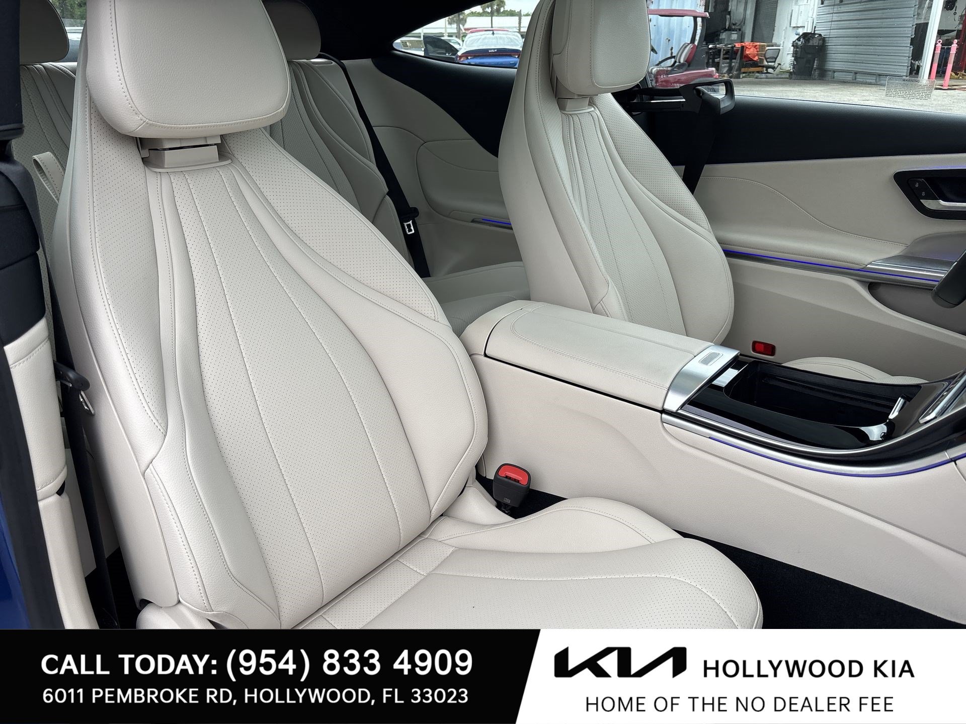 Used 2024 Mercedes-Benz CLE 300 4MATIC Coupe image 26