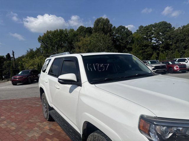 Used 2018 Toyota 4Runner SR5 Premium AWD/4WD image 25
