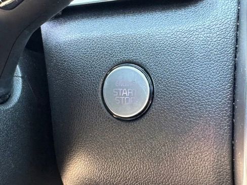 Used 2023 Kia Sorento EX w/ Panoramic Sunroof Package image 23