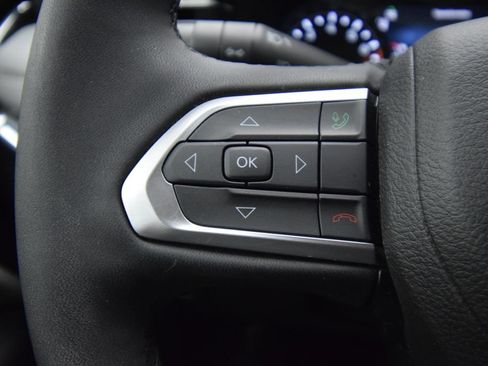 Used 2023 Jeep Compass Limited AWD/4WD image 34