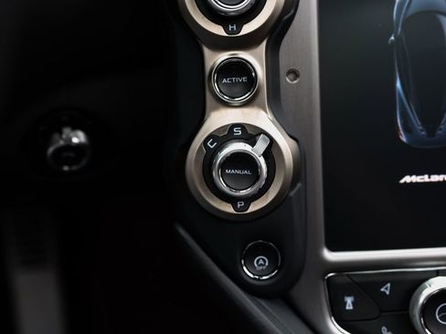 Used 2018 McLaren 720S Performance image 33