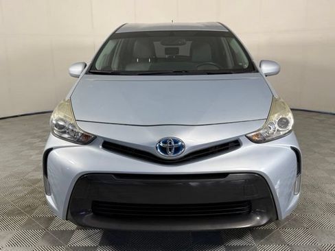 Used 2015 Toyota Prius V Four FWD image 11