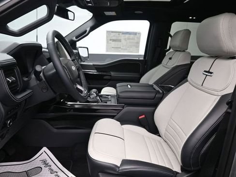 New 2023 Ford F150 Lightning Platinum image 7