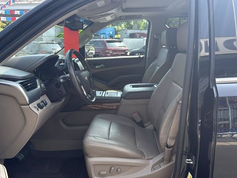Used 2016 Chevrolet Suburban LTZ AWD/4WD image 10