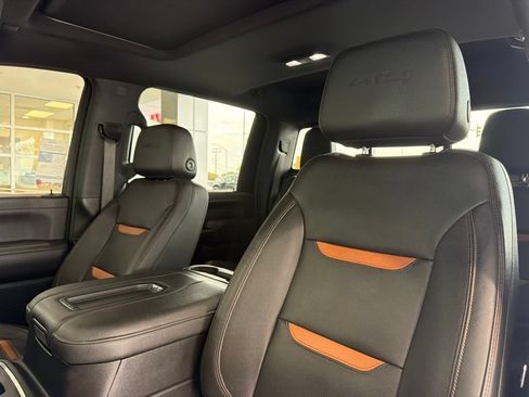 Used 2022 GMC Sierra 2500 AT4 w/ AT4 Premium Plus Package AWD/4WD image 21