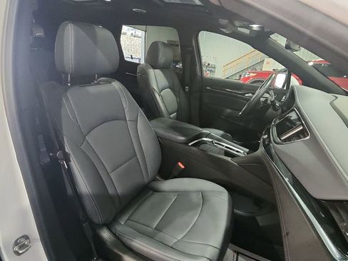 Used 2024 Buick Enclave Essence w/ Experience Buick Package image 30