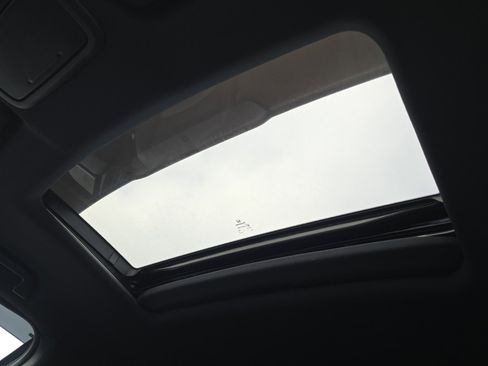 Used 2023 Honda Ridgeline Black Edition image 4