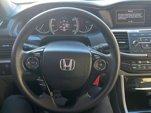 Used 2017 Honda Accord LX image 9