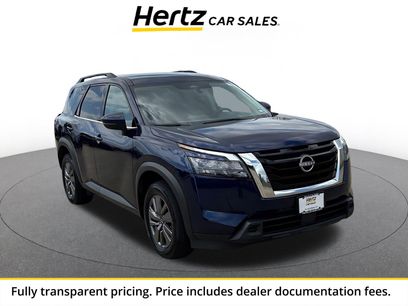 Used 2025 Nissan Pathfinder SV