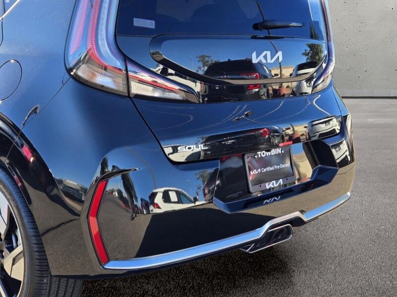 Certified 2025 Kia Soul GT-Line w/ GT-Line Technology Package FWD image 6