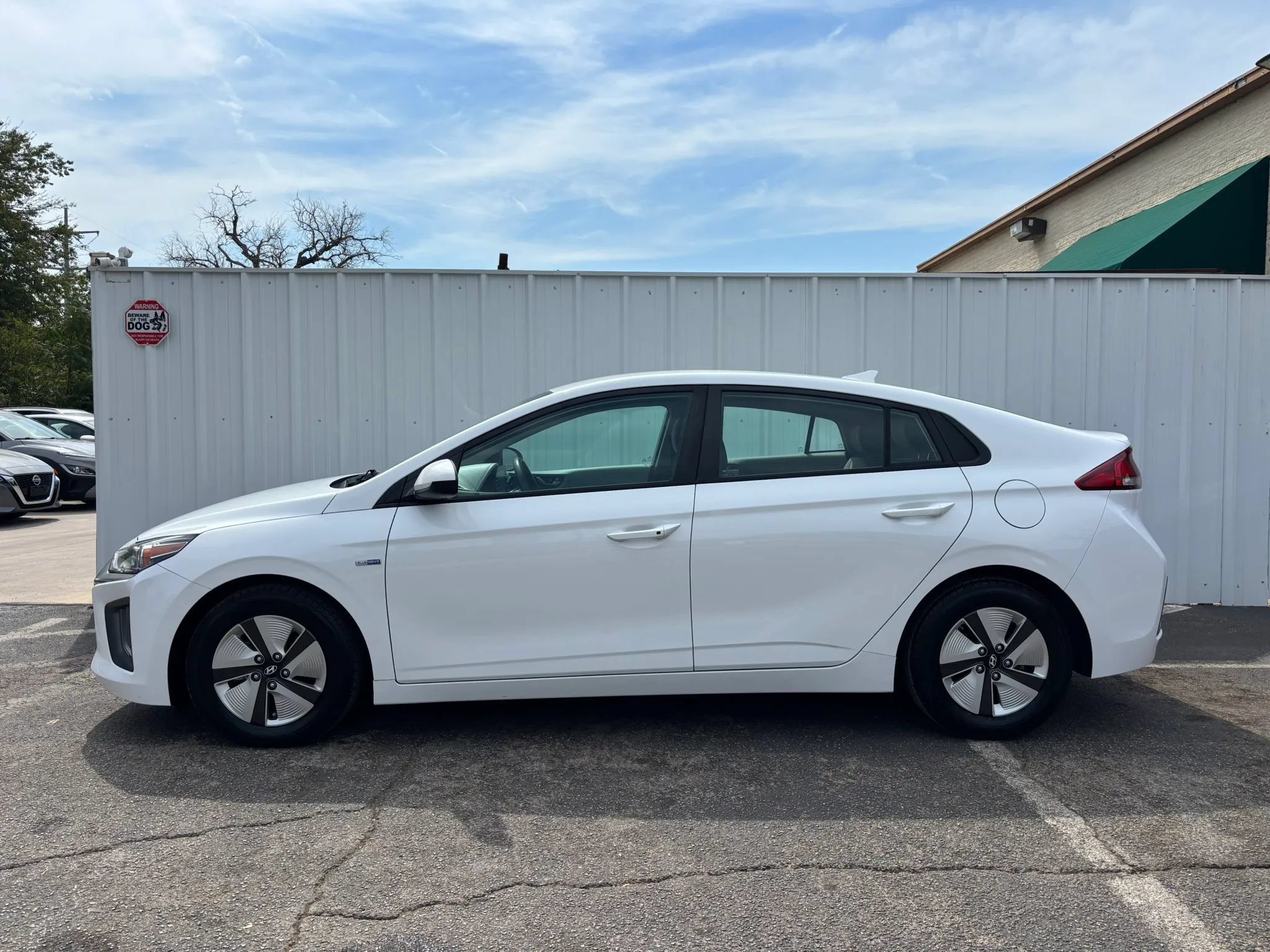 Used 2020 Hyundai Ioniq Blue FWD image 2