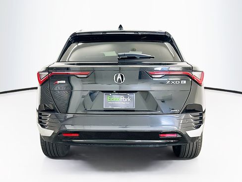 Used 2024 Acura ZDX A-Spec AWD/4WD image 7