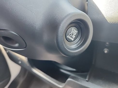 Used 2025 RAM ProMaster 1500 FWD image 7