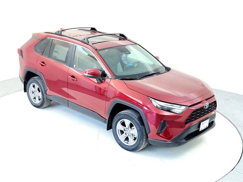New 2025 Toyota RAV4 XLE image 15