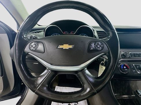 Used 2015 Chevrolet Impala LT image 11