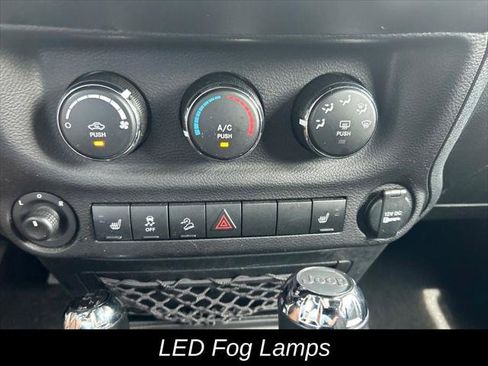 Certified 2018 Jeep Wrangler Unlimited Sport S AWD/4WD image 23
