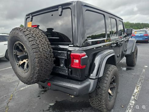 Used 2022 Jeep Wrangler Unlimited Rubicon w/ Xtreme Recon 35" Tire Package AWD/4WD image 4