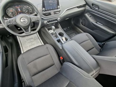 Certified 2025 Nissan Altima 2.5 S FWD image 19