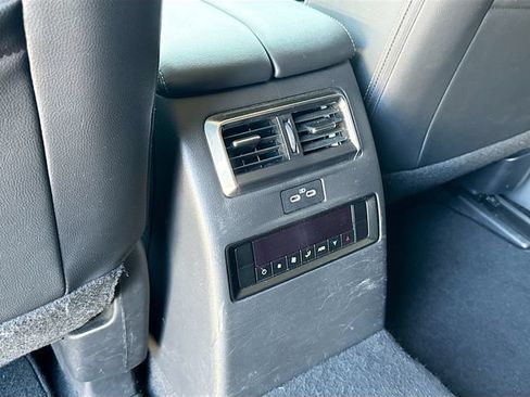Certified 2024 MAZDA CX-90 Plug-In Hybrid w/ Preferred AWD/4WD image 29