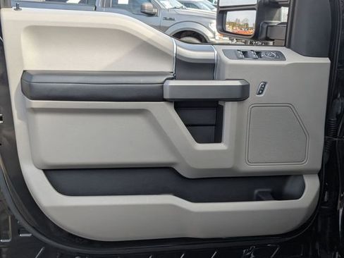 Certified 2018 Ford F150 XLT w/ Equipment Group 302A Luxury image 9