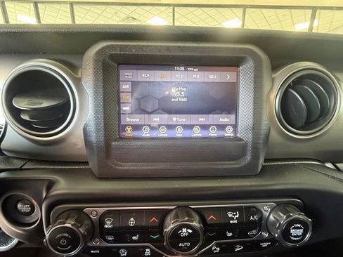 Used 2020 Jeep Wrangler Unlimited Sport AWD/4WD image 21