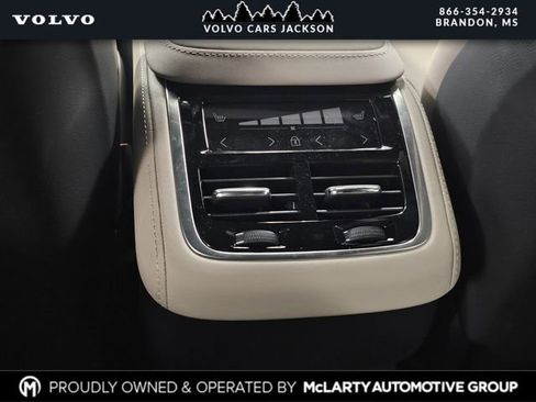 New 2026 Volvo XC90 B6 Plus w/ Protection Package Premier image 12