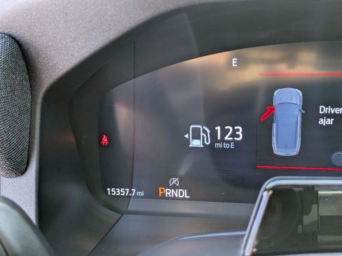 Certified 2025 Ford Explorer Platinum w/ Ultimate Package image 23