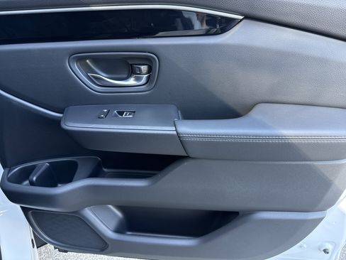 Used 2025 Honda Pilot EX-L image 14