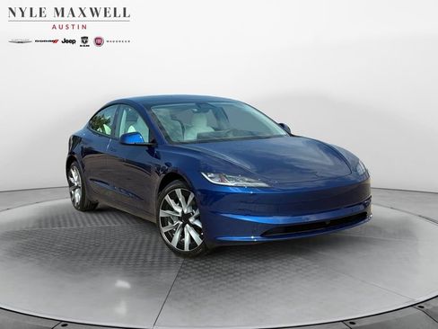 Used 2026 Tesla Model 3 RWD image 2
