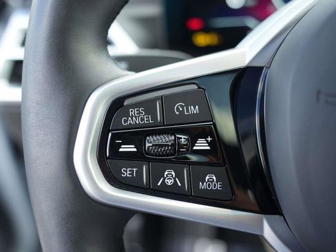 Certified 2025 BMW i4 xDrive40i image 16