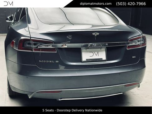 Used 2015 Tesla Model S 85 image 16