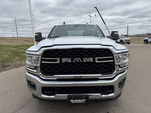 Used 2024 RAM 2500 Big Horn image 25