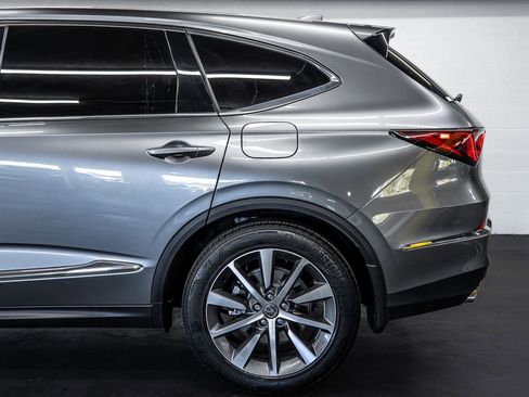 Certified 2025 Acura MDX w/ Technology Package image 13