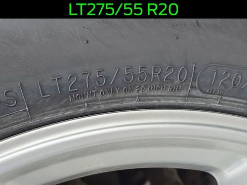 Used 2020 Ford Expedition XLT w/ Equipment Group 202A AWD/4WD image 54