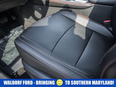 Used 2023 Nissan Sentra SR w/ SR Premium Package image 35