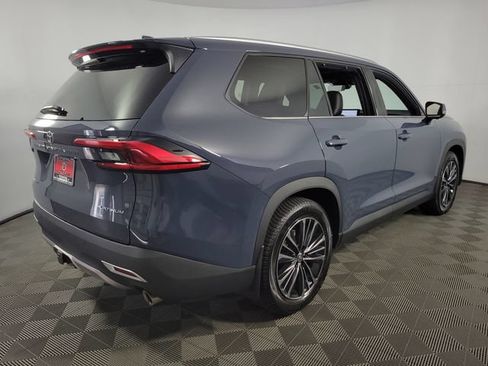 Used 2024 Toyota Grand Highlander AWD Hybrid image 9