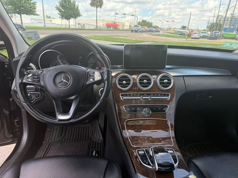 Used 2015 Mercedes-Benz C 300 4MATIC Sedan image 13