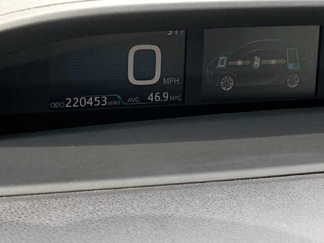 Used 2019 Toyota Prius LE w/ Carpet Mat Package AWD/4WD image 20