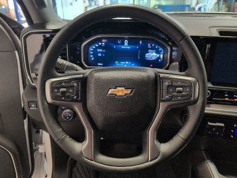 Used 2026 Chevrolet Silverado 1500 LTZ AWD/4WD image 8