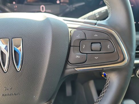 Used 2025 Buick Encore GX Preferred image 24