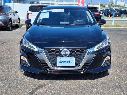 Used 2022 Nissan Altima 2.5 SV w/ SV Premium Package FWD image 3